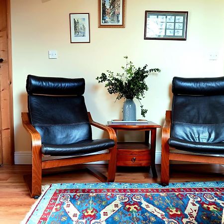 발리하우니스 Rural Retreat Near Knock 아파트 외부 사진