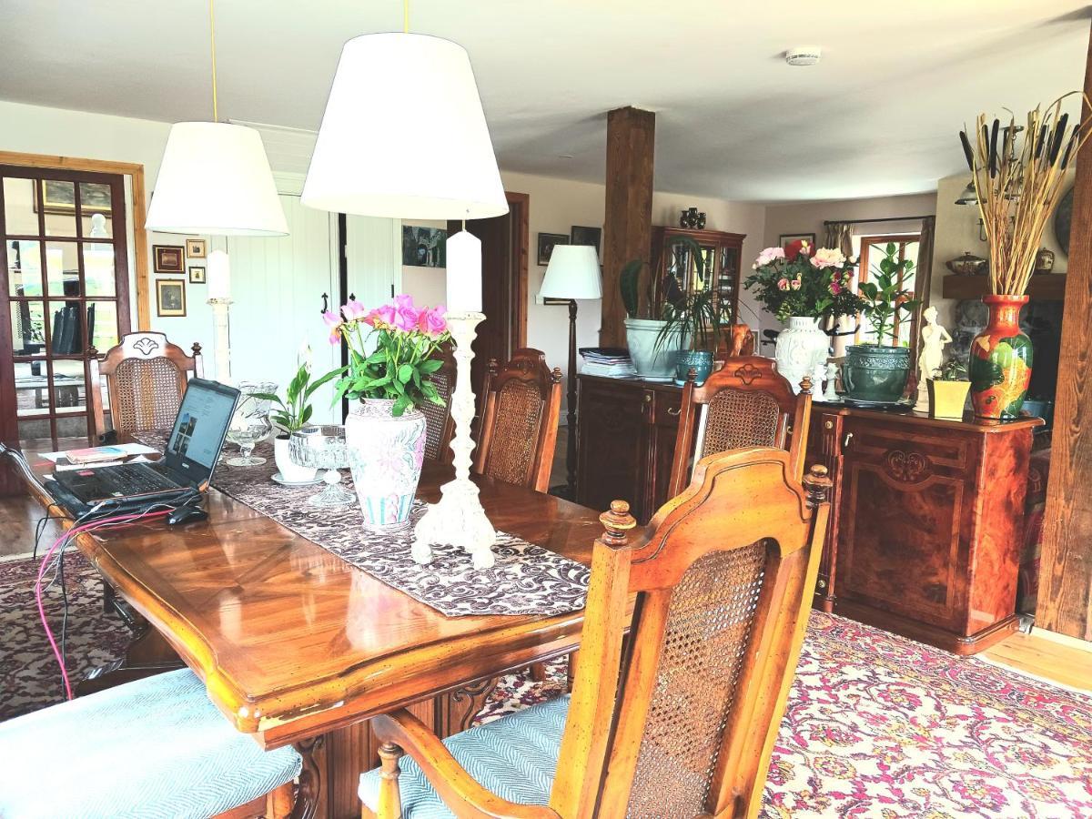 발리하우니스 Rural Retreat Near Knock 아파트 외부 사진